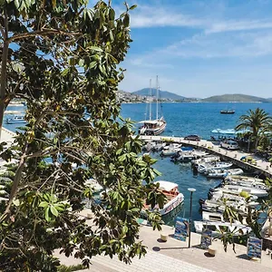 Porto Eda 4*, Σαράντα Αλβανία