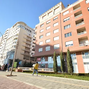 Oresti Center 3*, Τίρανα Αλβανία